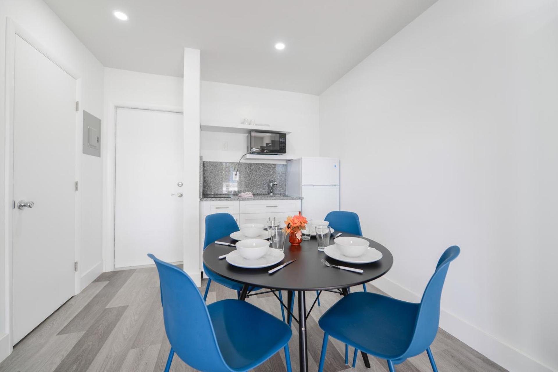 Amazing Balcony Studio At The Beach With Parking -M44 Голливуд Экстерьер фото