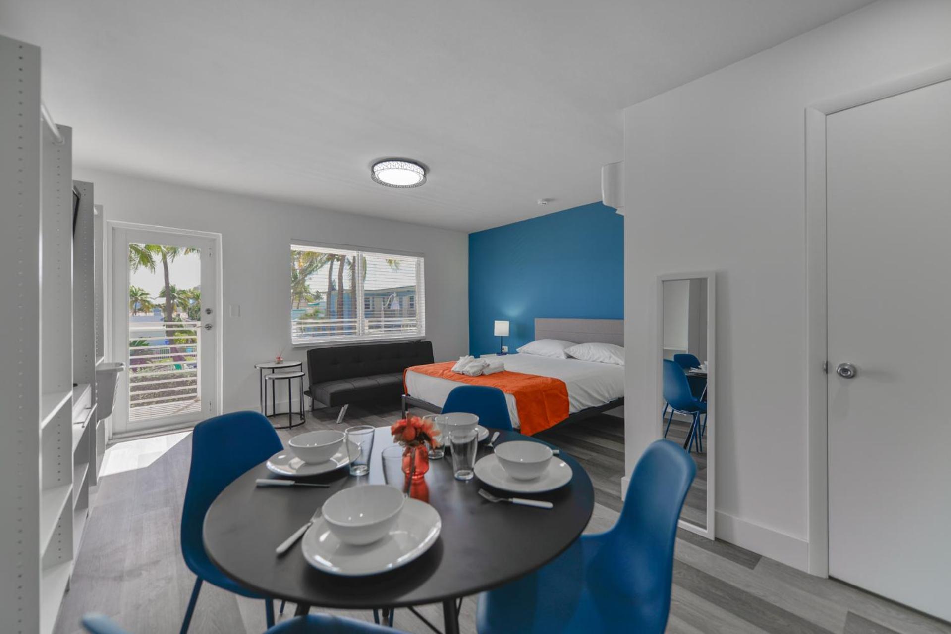 Amazing Balcony Studio At The Beach With Parking -M44 Голливуд Экстерьер фото